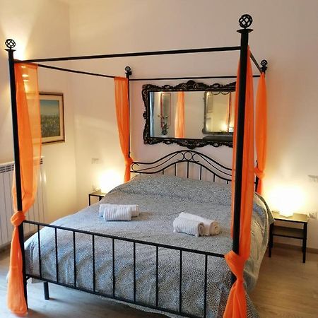 Love Mirrors And Flowers - Affitti Brevi Italia Apartment Bari Exterior photo