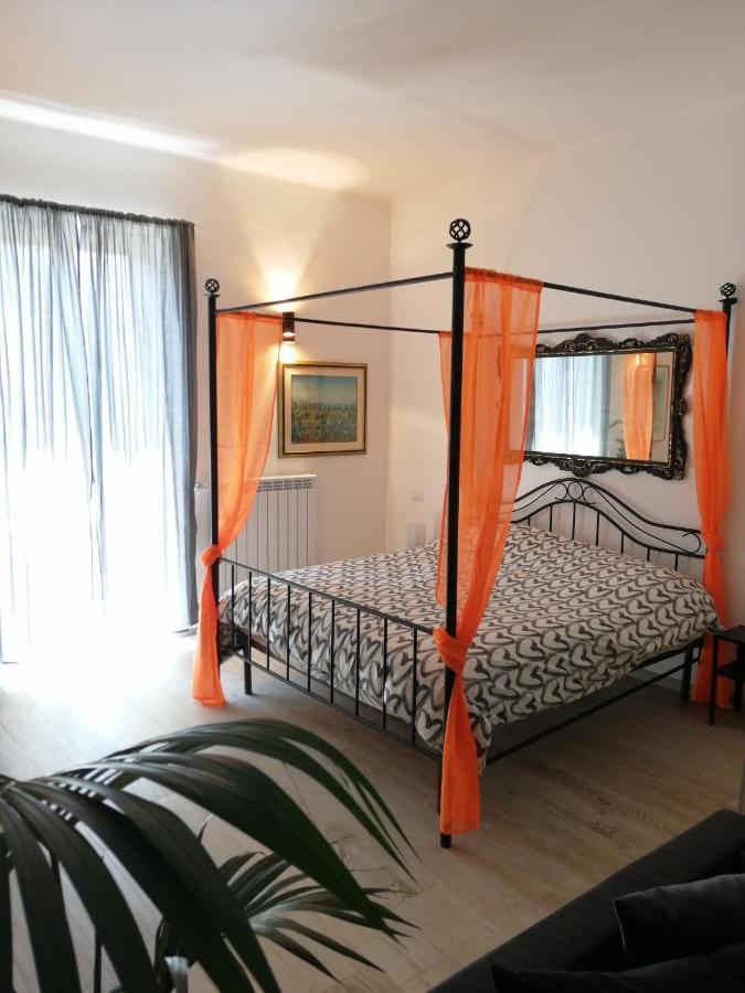 Love Mirrors And Flowers - Affitti Brevi Italia Apartment Bari Exterior photo